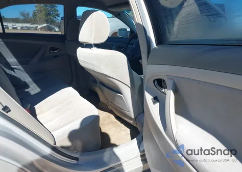 2007 Toyota Camry Le z USA, uszkodzony, nr VIN 4T1BE46K07U160596